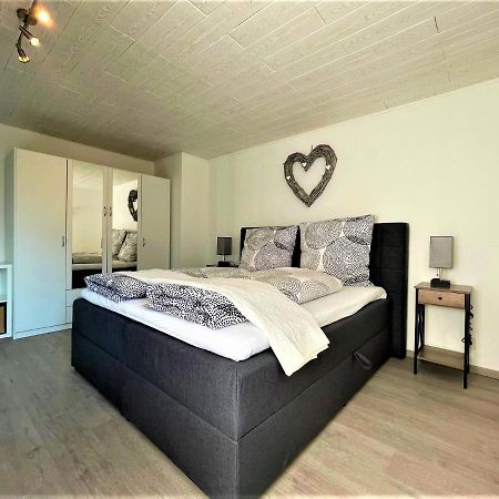 Traumhafter Moselblick, Garten & Lounge, Boxspringbett, Top Lage Apartment บุลลาย ภายนอก รูปภาพ