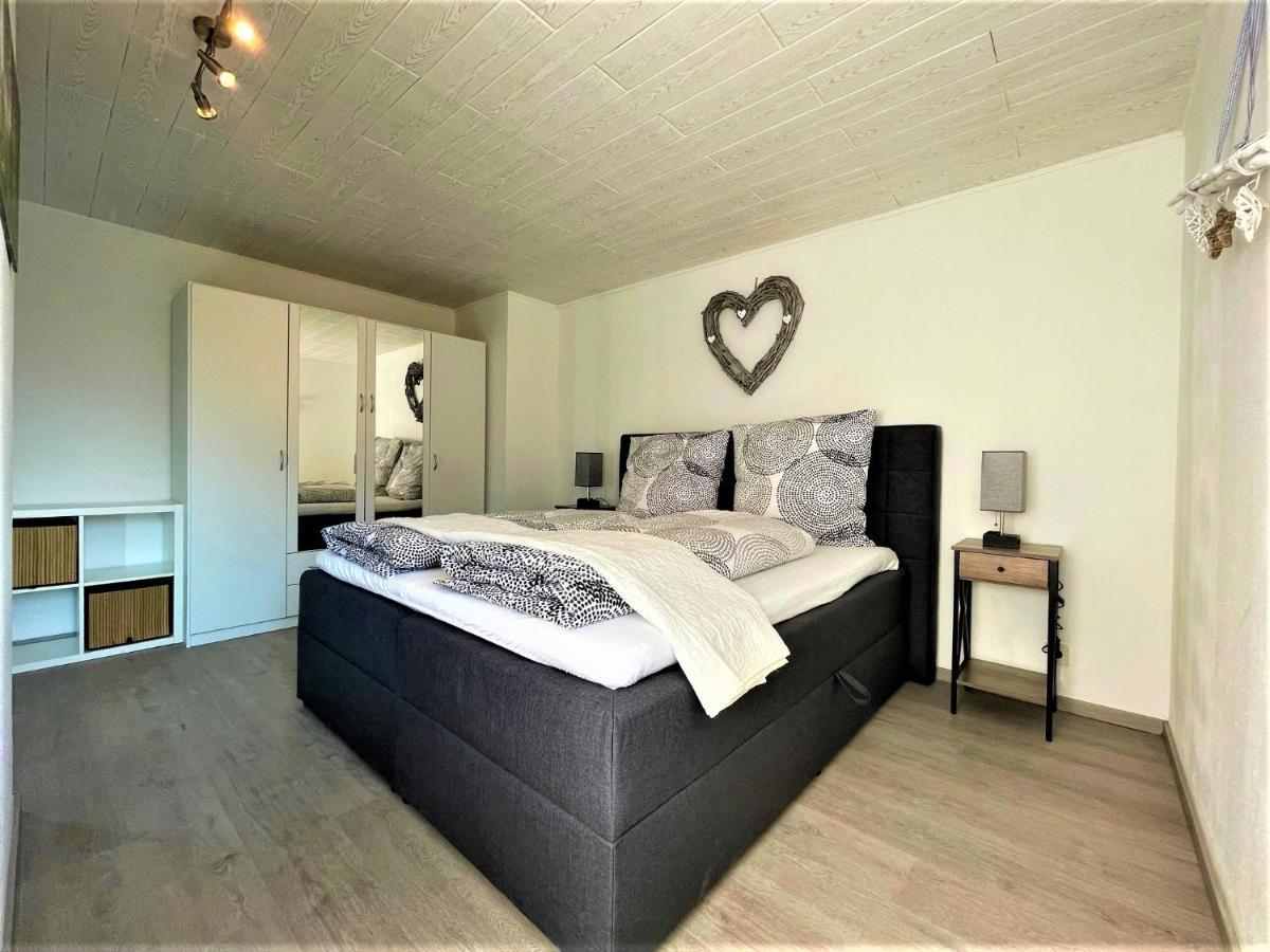 Traumhafter Moselblick, Garten & Lounge, Boxspringbett, Top Lage Apartment บุลลาย ภายนอก รูปภาพ